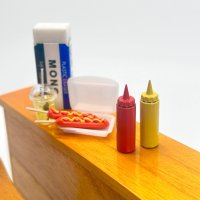 ケチャップ　マスタード　ボトル（からし