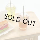画像: ストロー付きアイスティー　（レモンティー