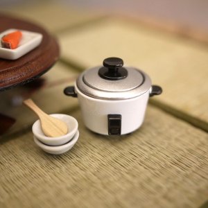 画像: 昭和の電気釜（炊飯器、炊飯ジャー）